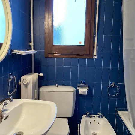 Pla Del Roc Apartment *